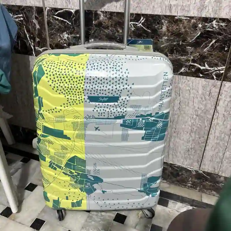 Best Trolley Bags for Train Travel in India: 7 Top Picks for 2026 -Skybags Cabin Trooper 55cm — for solo, short trips