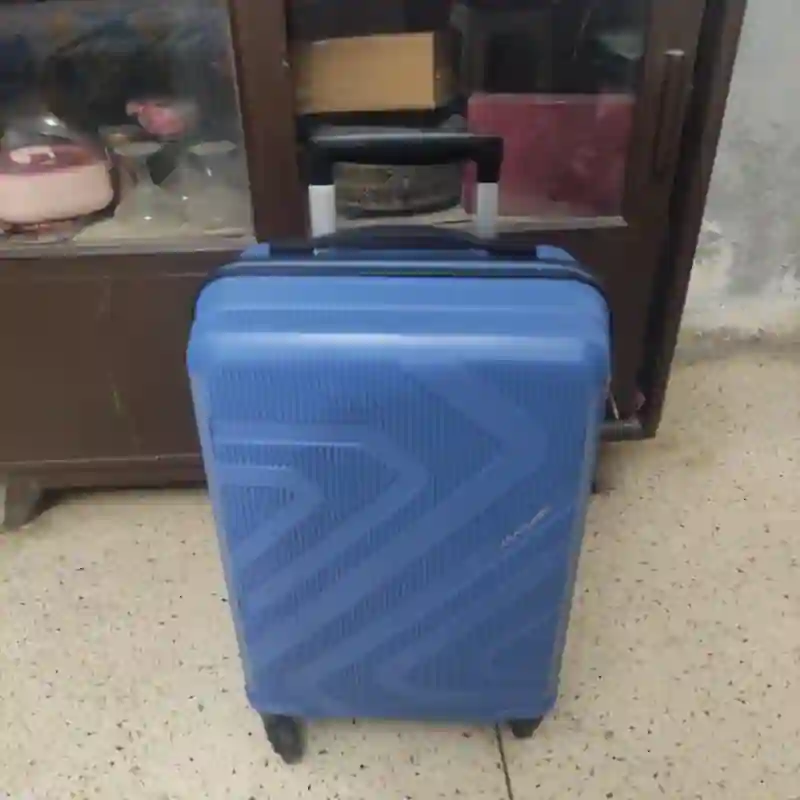 Best Trolley Bags Under ₹2,000 in India (2026): 7 Picks Worth Buying